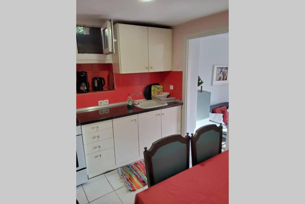 Με Συμπάθεια-With Sympathy - Private Parking Apartman Kavála Kültér fotó